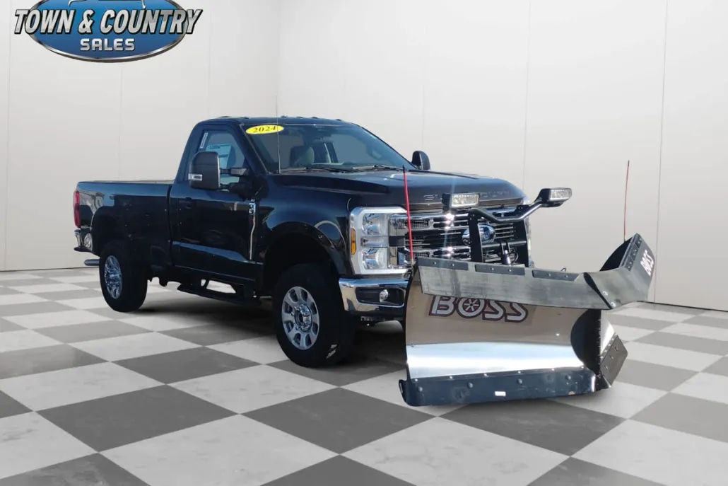 2024 Ford F-350 XLT photo 1