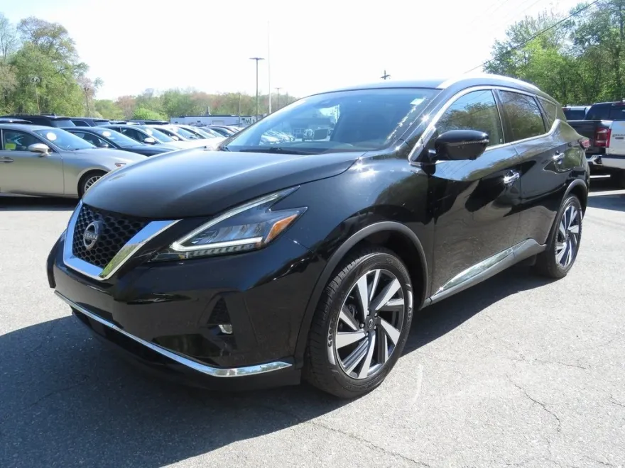 2023 Nissan Murano SL photo 1