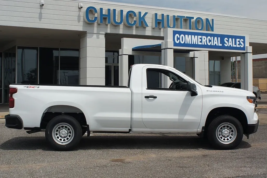 2025 Chevrolet Silverado 1500 photo 1
