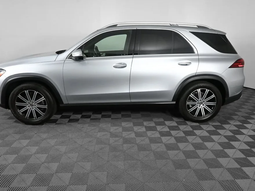 2025 Mercedes Benz GLE 350 4MATIC photo 1