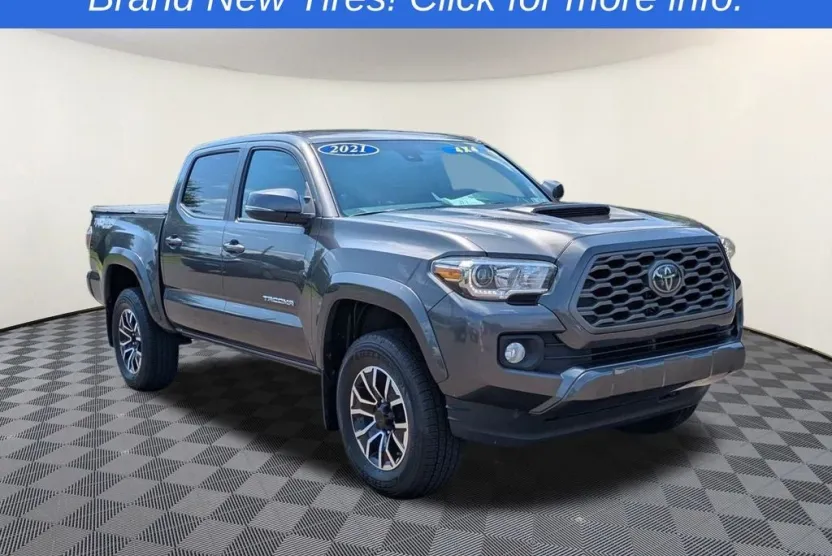 2021 Toyota Tacoma TRD Sport V6 photo 1