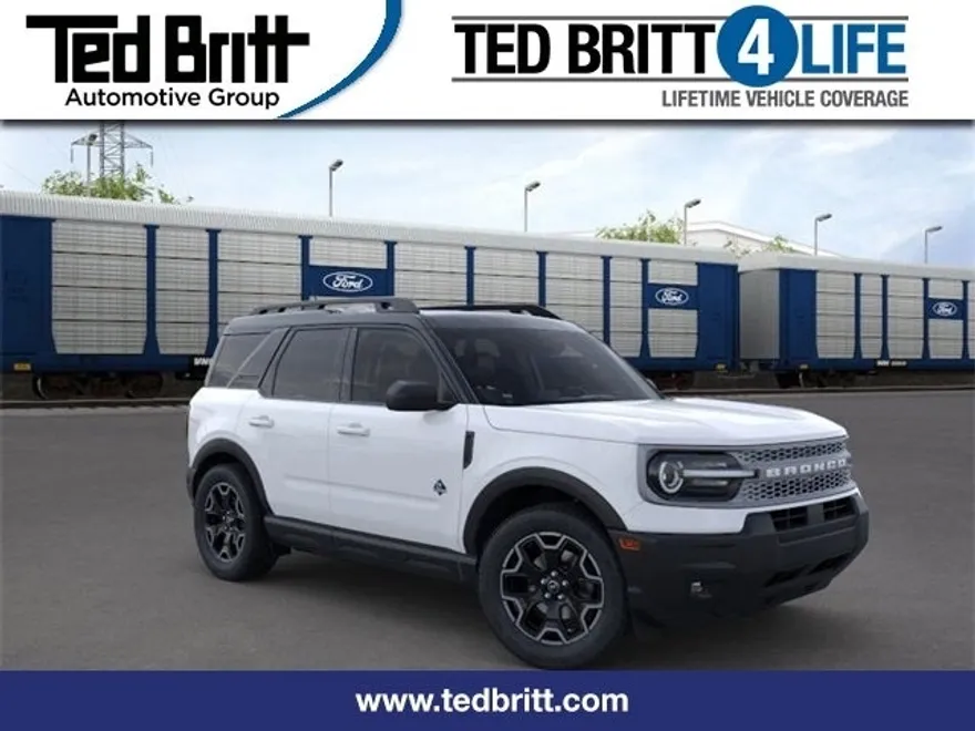 2025 Ford Bronco Sport Outer Banks photo 1