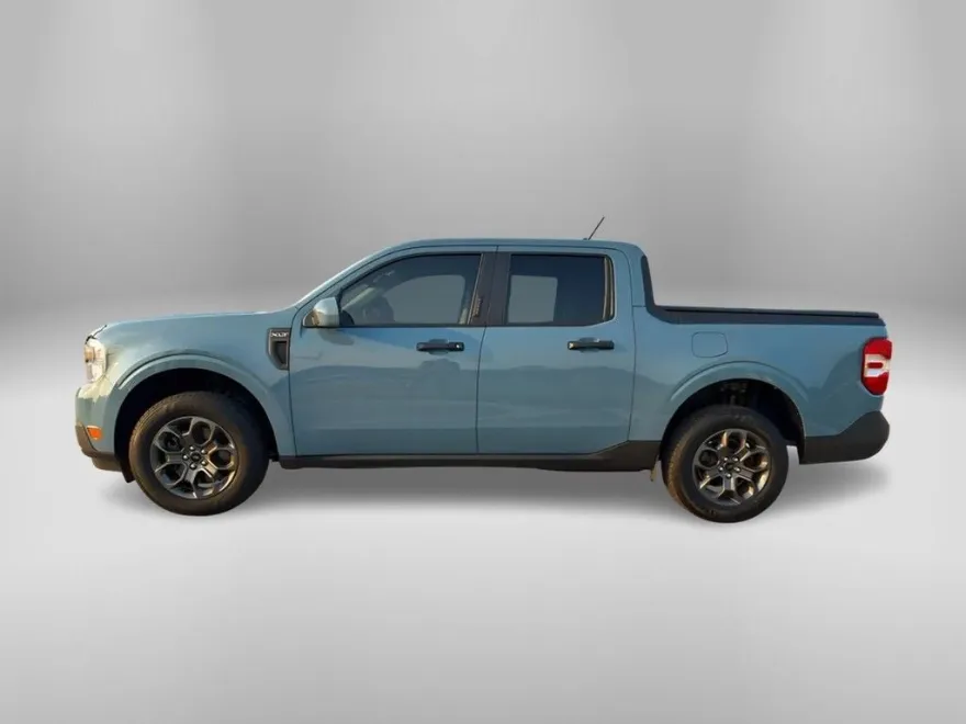 2022 Ford Maverick XL photo 1