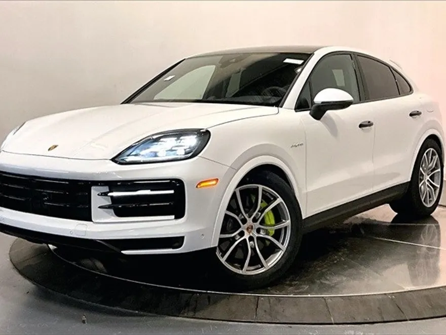 2025 Porsche Cayenne E-Hybrid Coupe S photo 1