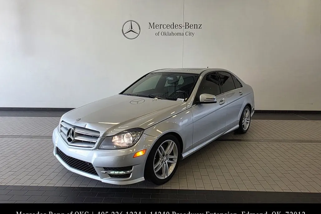2013 Mercedes Benz C 300 Sedan photo 1