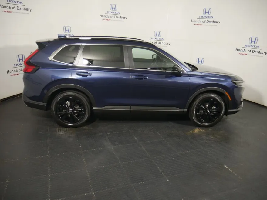 2026 Honda CR-V Sport Touring Hybrid photo 1