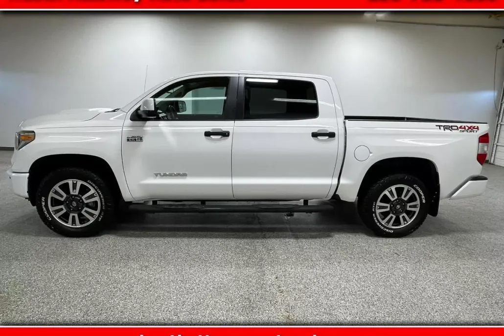 2018 Toyota Tundra TRD CrewMax photo 1