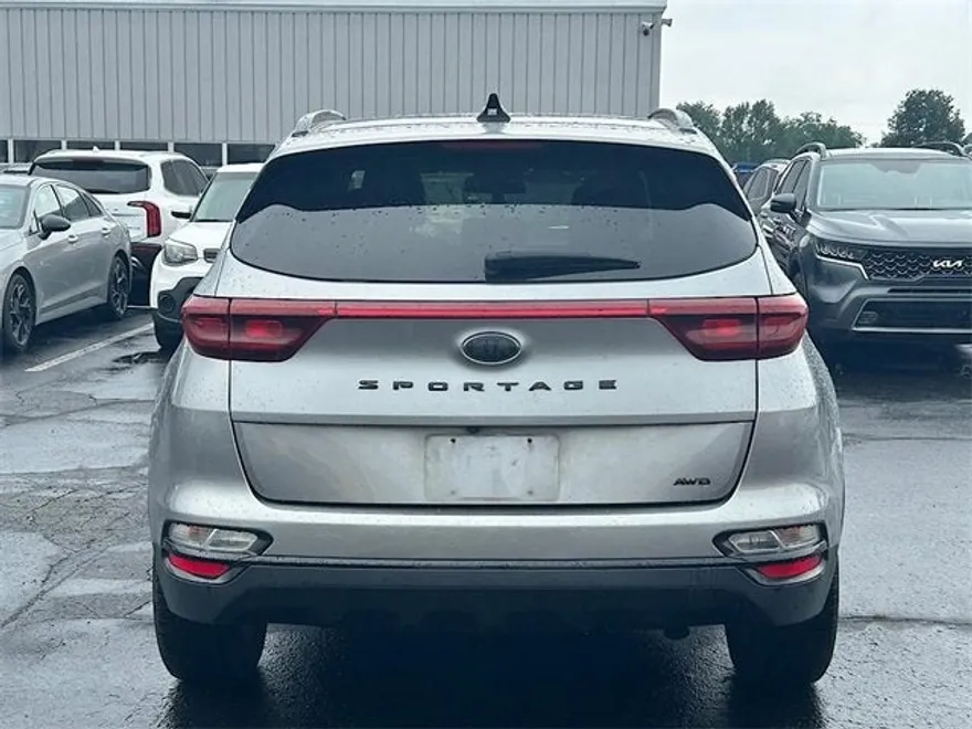 2021 Kia Sportage S photo 1