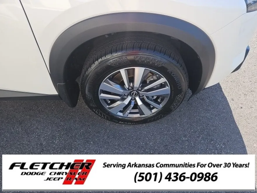 2024 Nissan Pathfinder SL photo 1