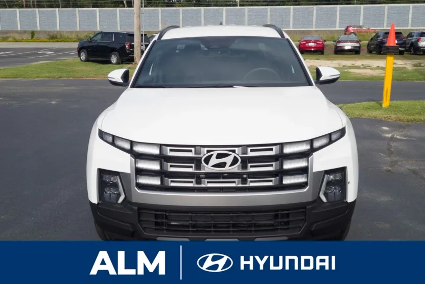 2025 Hyundai Santa Cruz SEL photo 1