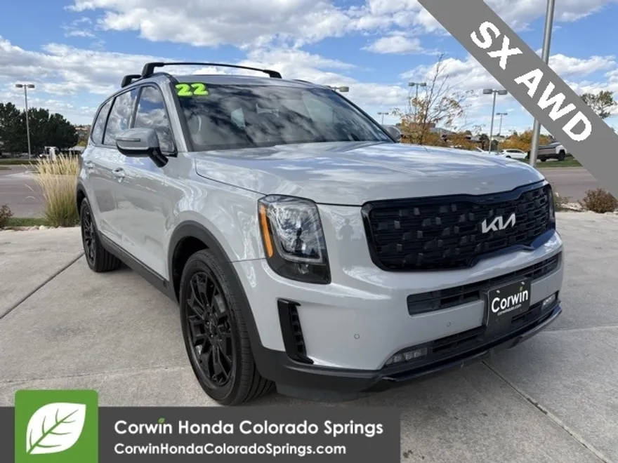 2022 Kia Telluride SX photo 1