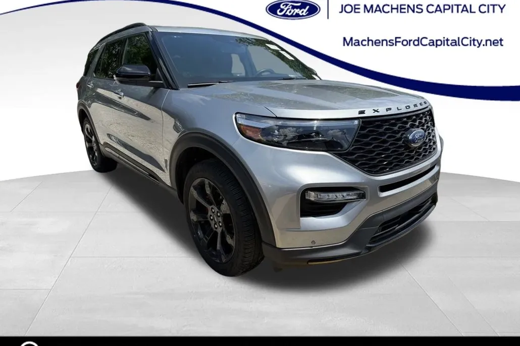 2024 Ford Explorer ST photo 1