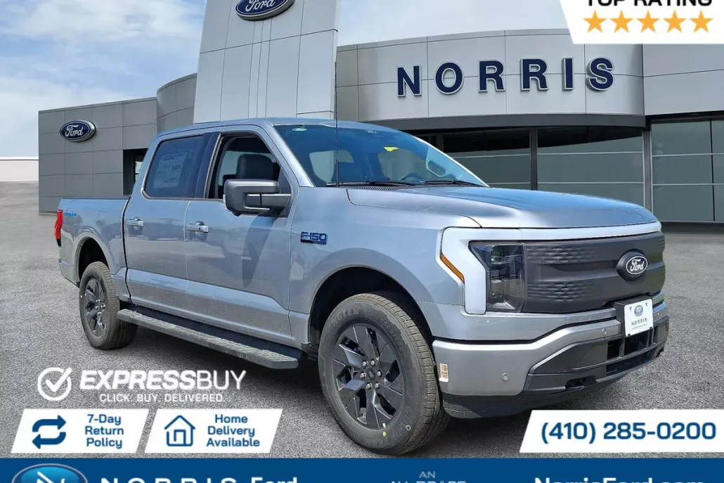 2025 Ford F-150 Lightning photo 1