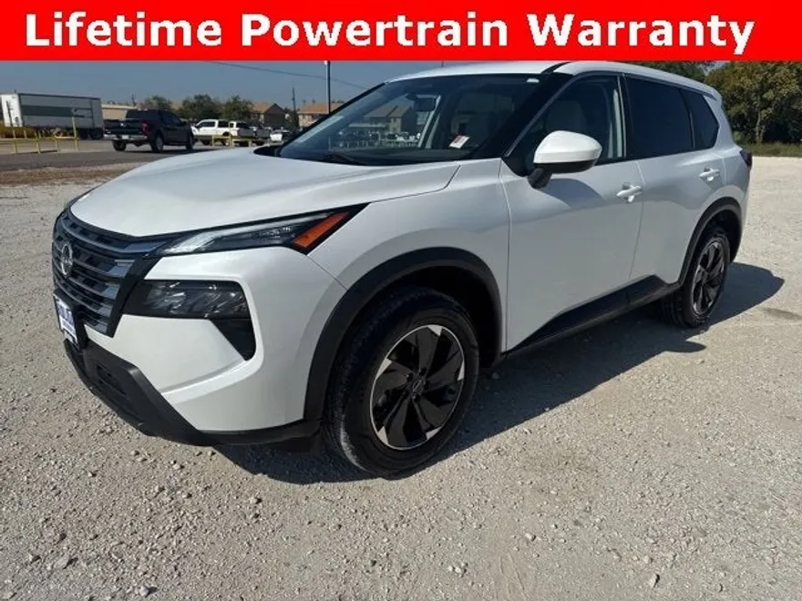 2024 Nissan Rogue SV photo 1