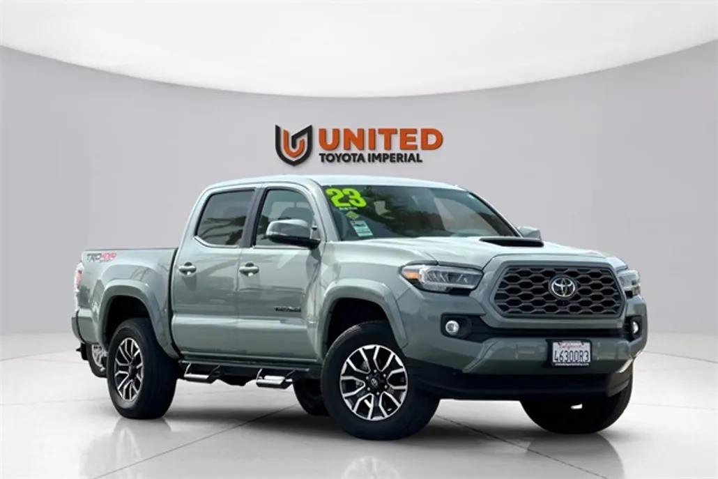 2023 Toyota Tacoma TRD Sport V6 photo 1