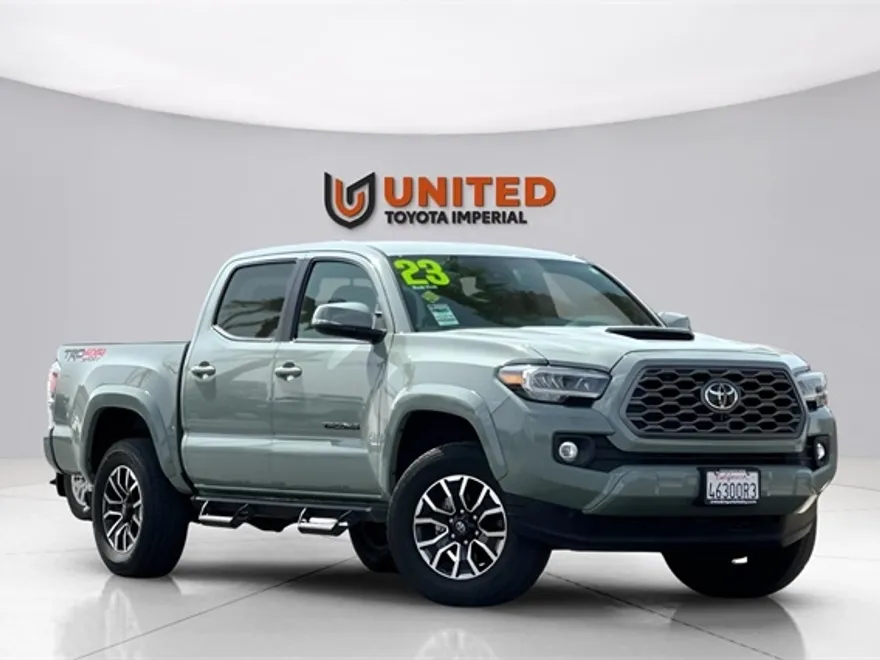 2023 Toyota Tacoma TRD Sport V6 photo 1