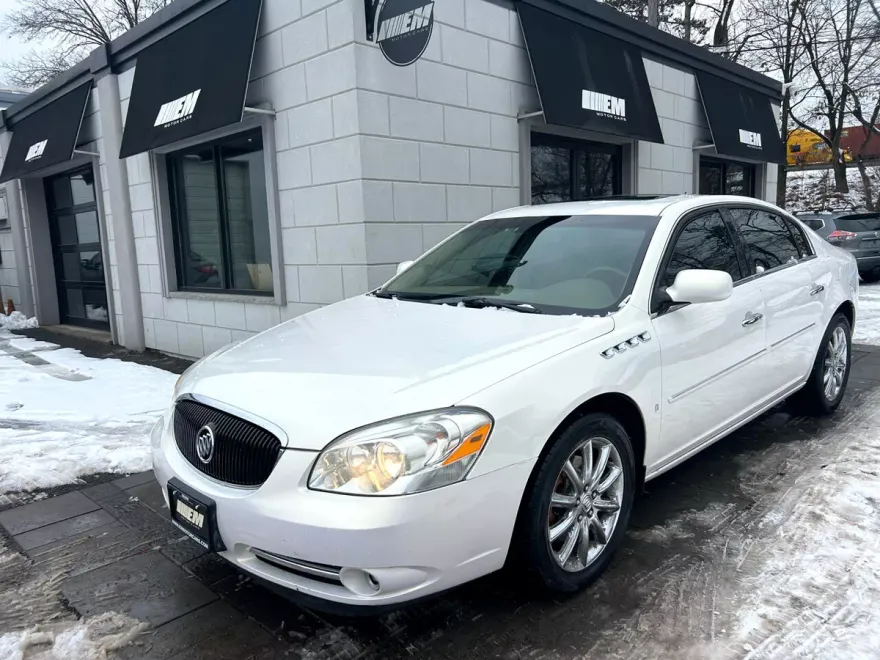 2006 Buick Lucerne CXS photo 1