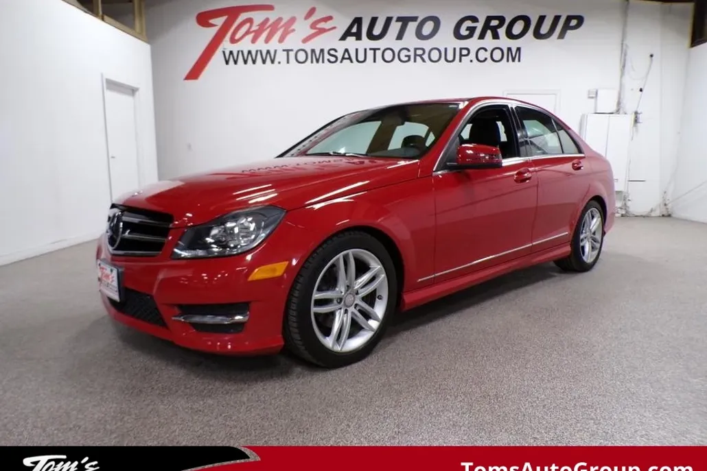 2012 Mercedes Benz C 300 Sport photo 1