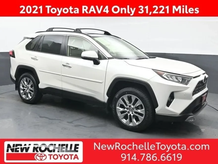 2021 Toyota RAV4 Limited photo 1