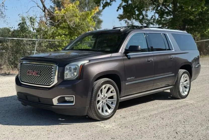 2015 Gmc Yukon XL Denali photo 1