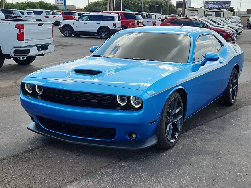 2023 Dodge Challenger GT photo 1