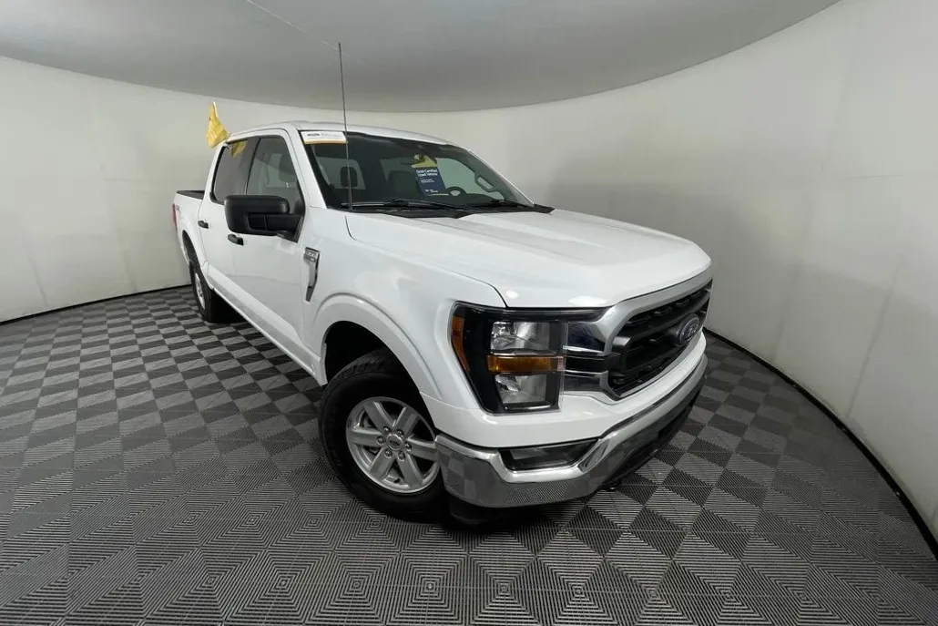 2023 Ford F-150 XLT photo 1