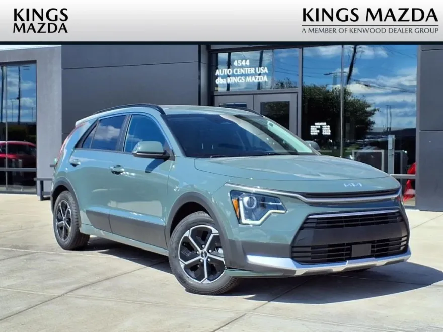 2023 Kia Niro EX photo 1