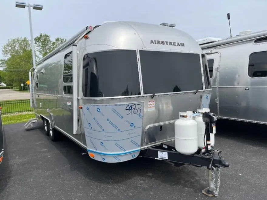 2025 Airstream International photo 1