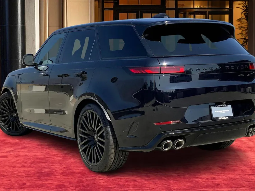 2025 Land Rover Range Rover Sport photo 1