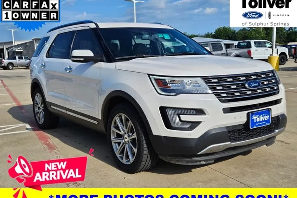 2017 Ford Explorer Limited Sport photo 1