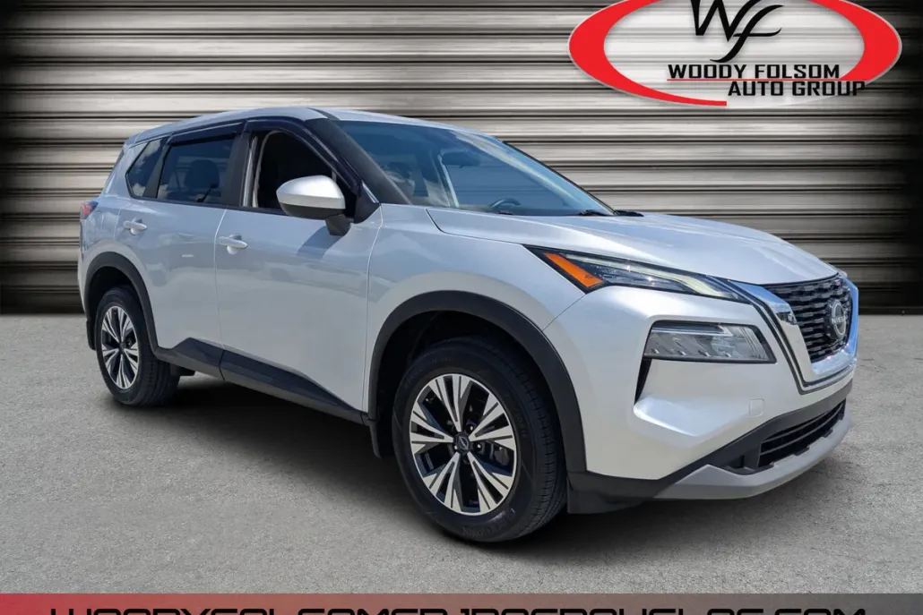 2023 Nissan Rogue SV photo 1