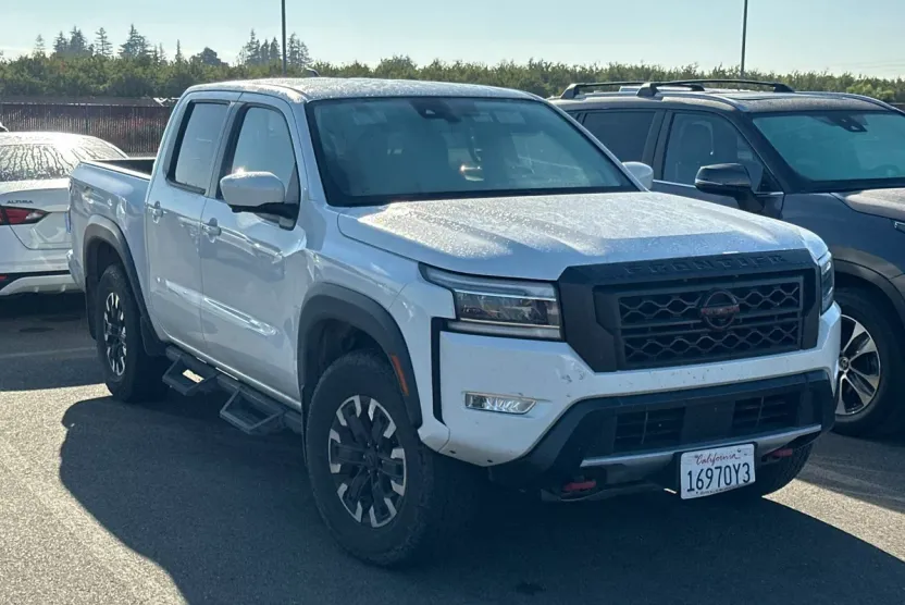 2023 Nissan Frontier PRO-4X photo 1