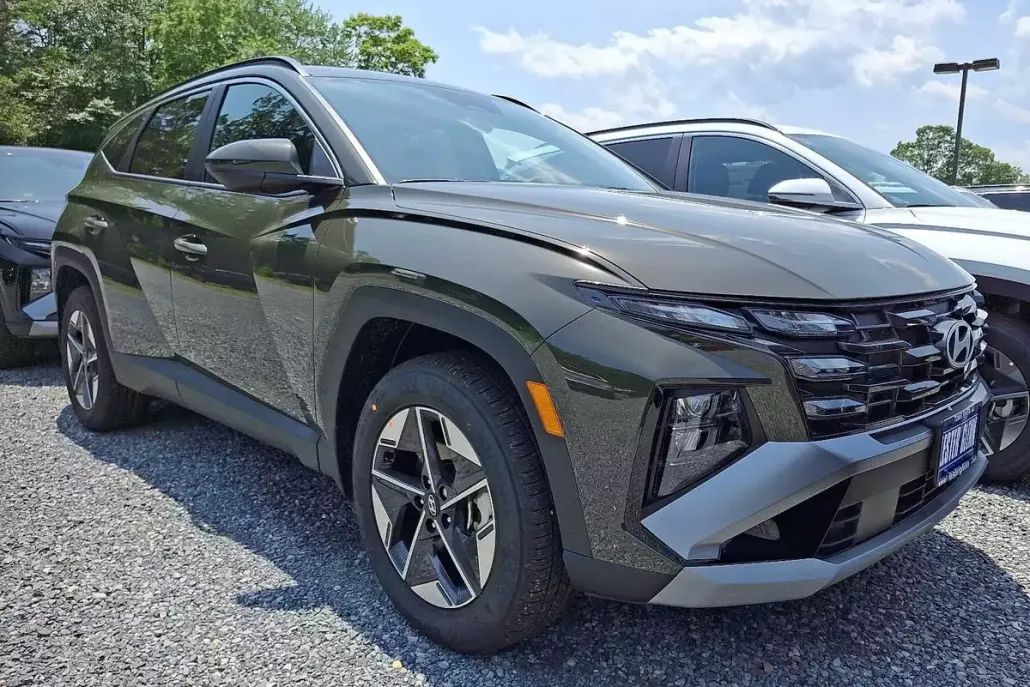 2025 Hyundai Tucson SEL photo 1