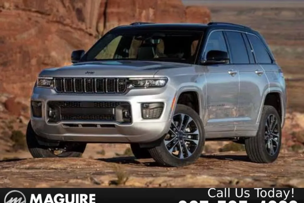 2022 Jeep Grand Cherokee Altitude photo 1