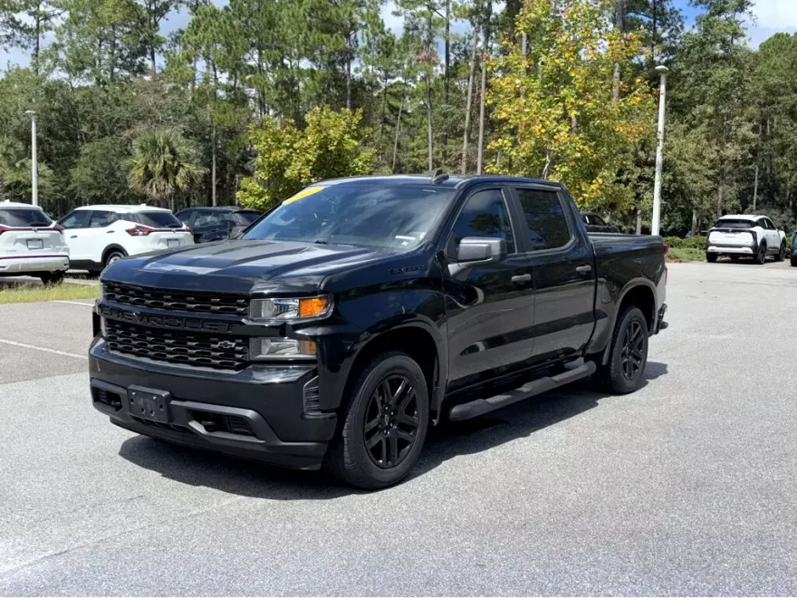2021 Chevrolet Silverado 1500 Custom photo 1