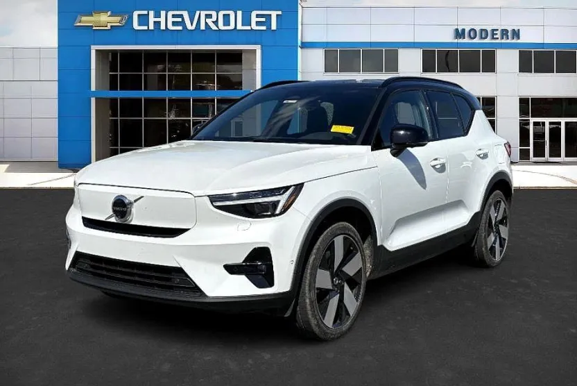 2024 Volvo XC40 Recharge Ultimate AWD photo 1