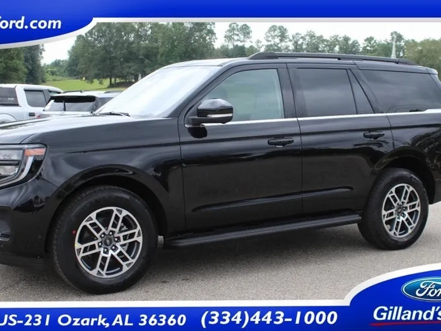 2025 Ford Expedition photo 1