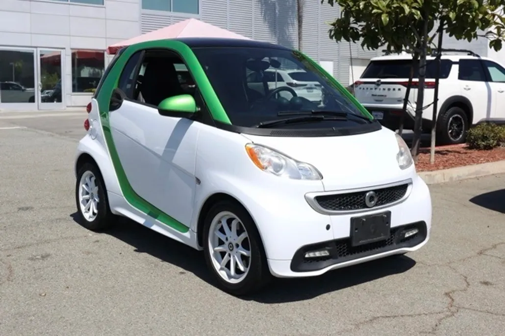 2015 Smart Fortwo Electric Drive photo 1
