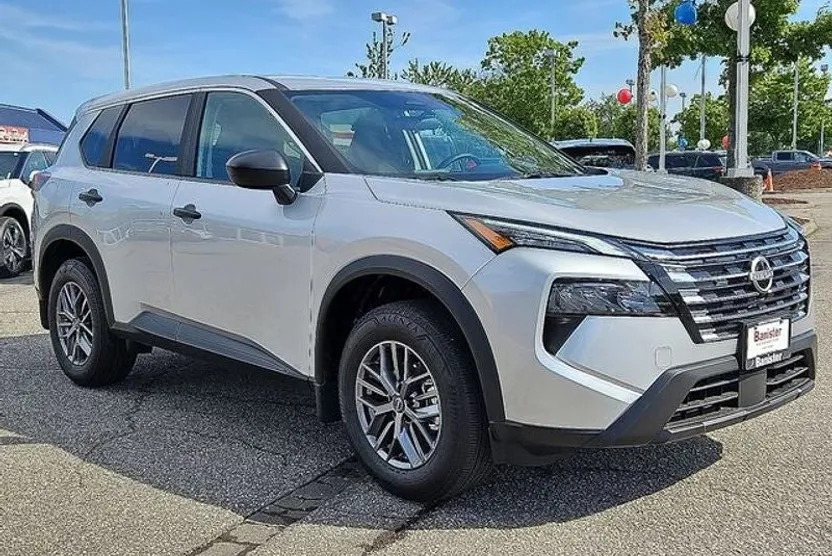 2025 Nissan Rogue S photo 1