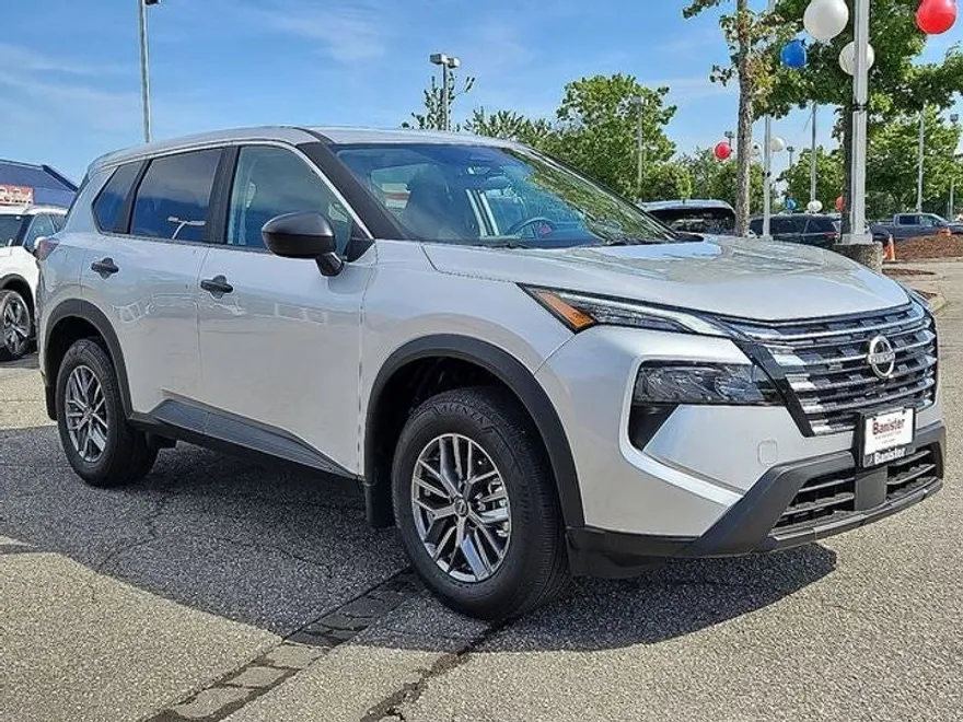 2025 Nissan Rogue S photo 1