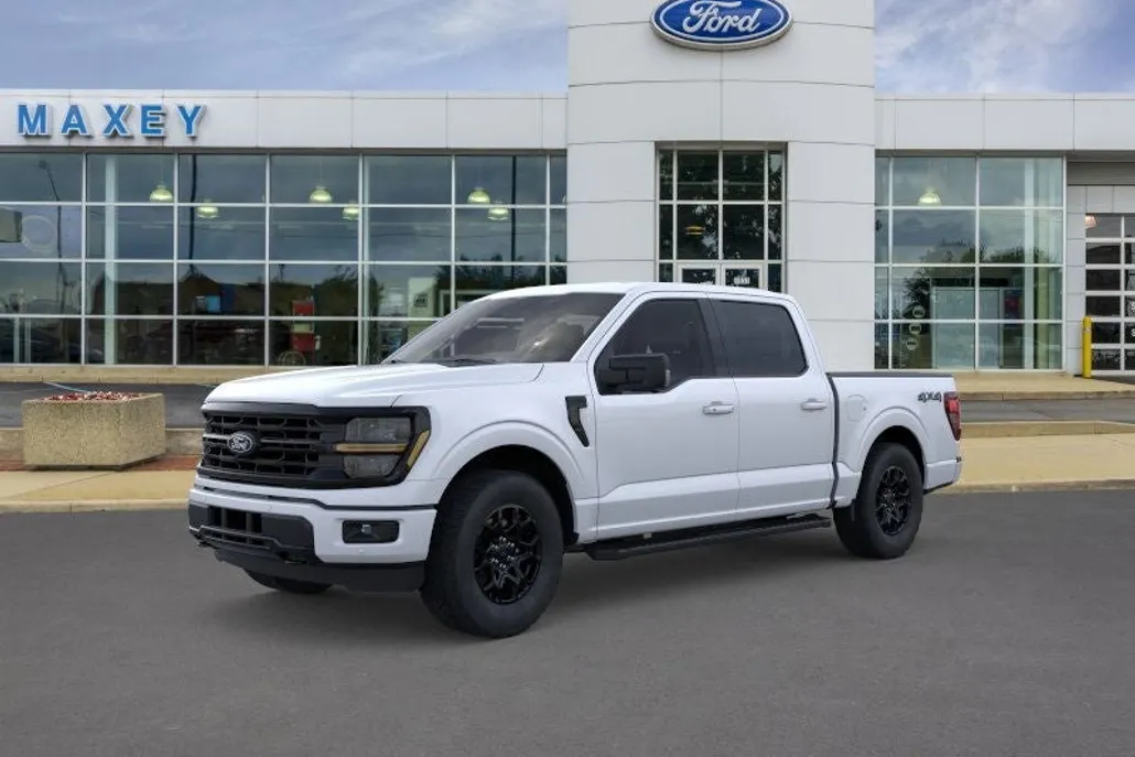 2025 Ford F-150 XLT photo 1