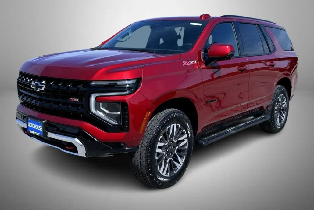2025 Chevrolet Tahoe Z71 photo 1