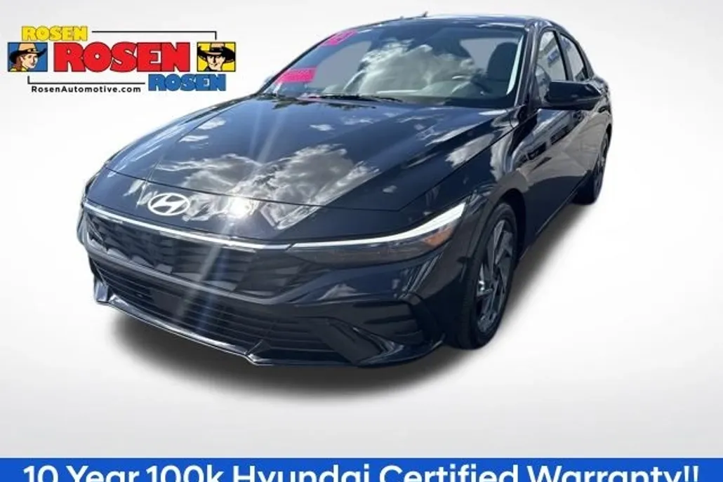2024 Hyundai Elantra Limited photo 1