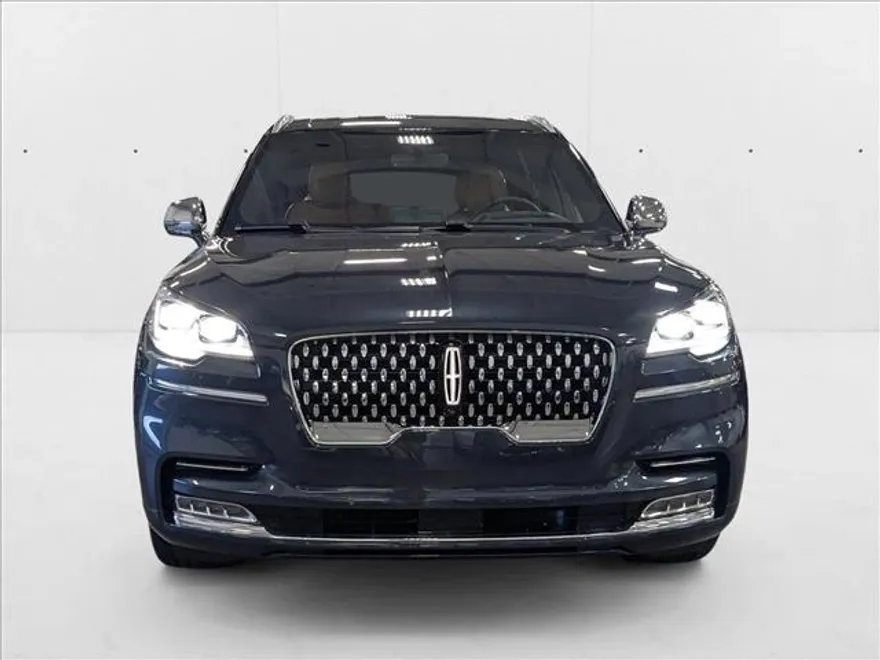 2022 Lincoln Aviator Black Label photo 1