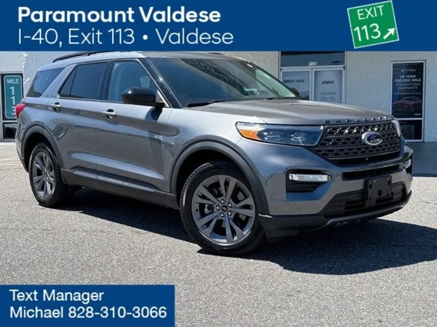 2022 Ford Explorer XLT photo 1