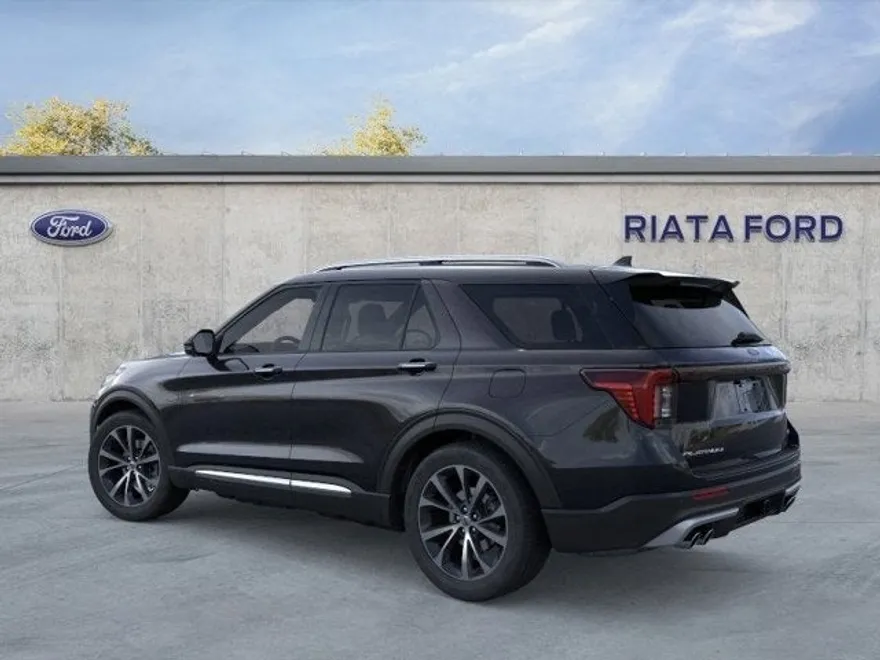 2025 Ford Explorer Platinum photo 1