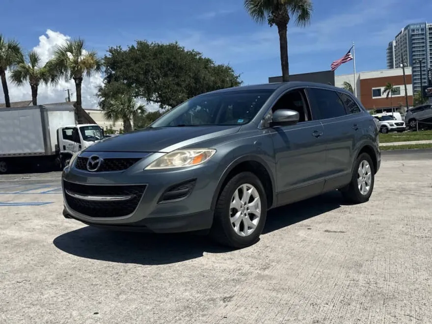 2012 Mazda CX-9 Touring photo 1