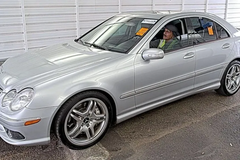 2005 Mercedes Benz C Sedan AMG photo 1