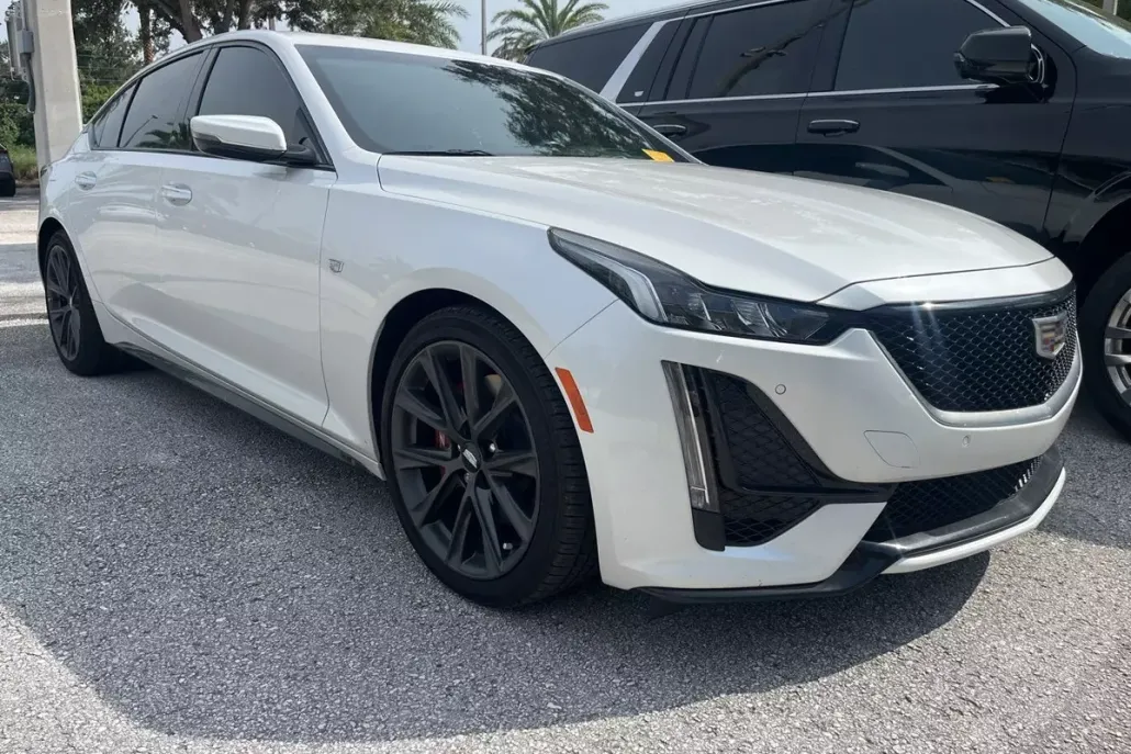 2022 Cadillac CT5 Sport photo 1