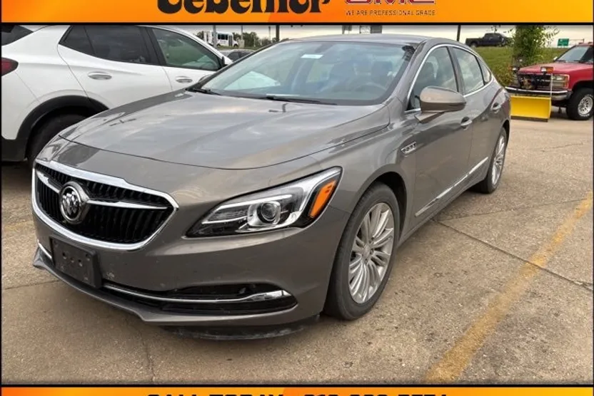 2019 Buick LaCrosse Essence photo 1